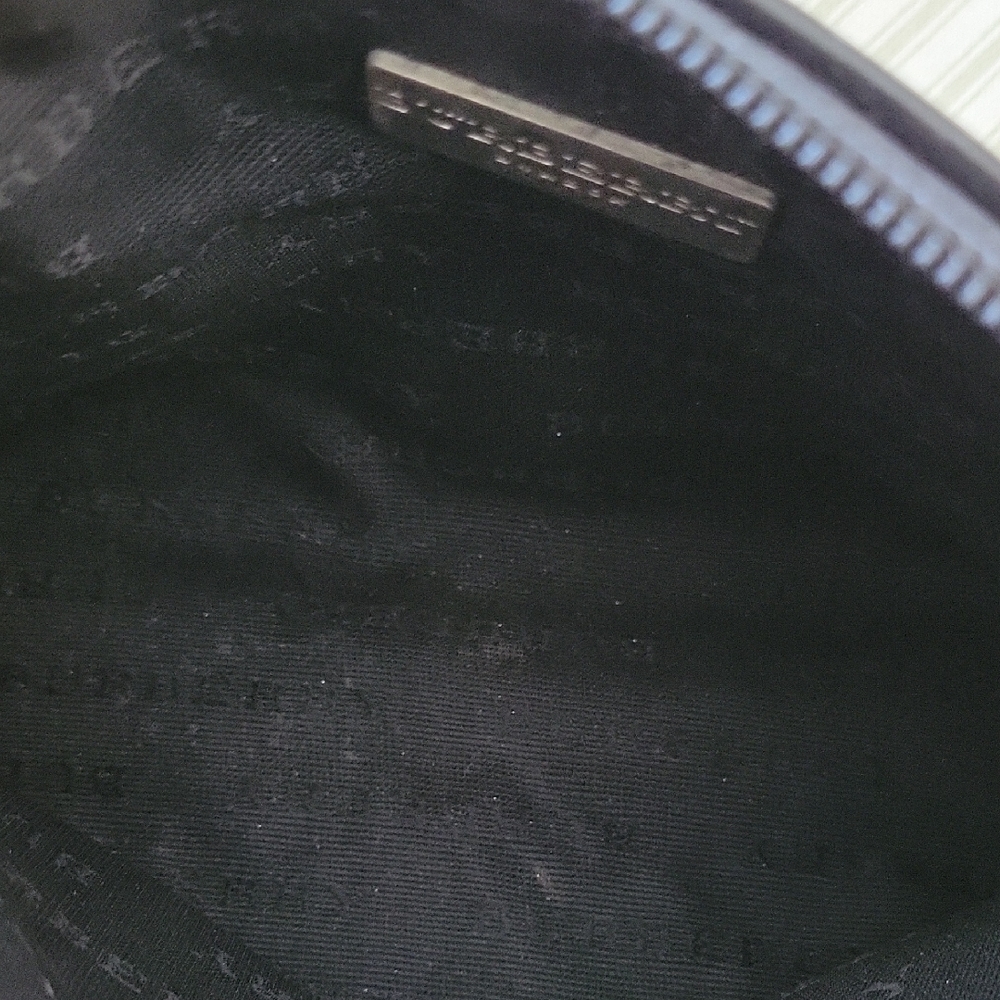 Burberry Classic Check Zip Pouch in Beige and Black - Picture 11 of 11